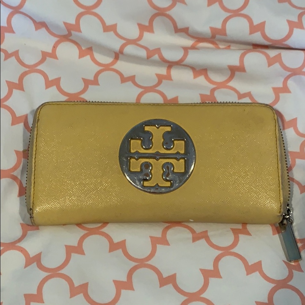 Yellow Wallet
